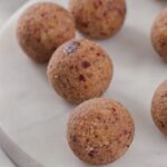 Date Coconut Balls1