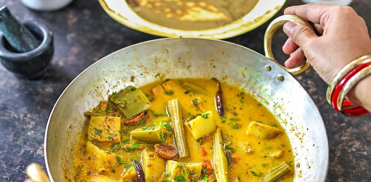 Chuin Aloo Badi besara 1..